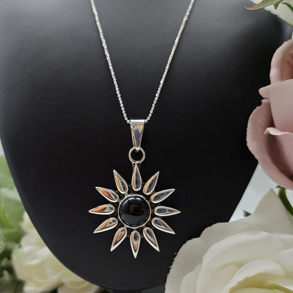 ❤️ SUNBURST STERLING SILVER NECKLACE - Picture 2 of 4